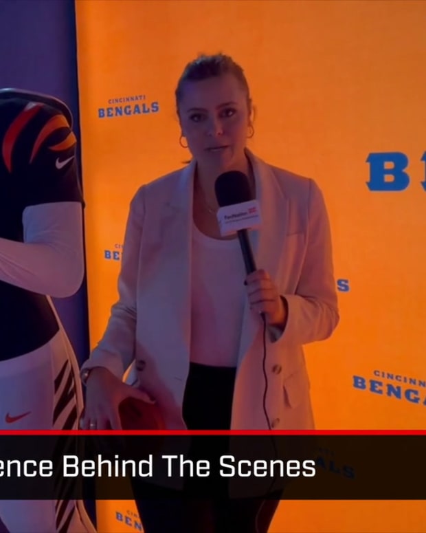 020822-Super Bowl Experience BTS
